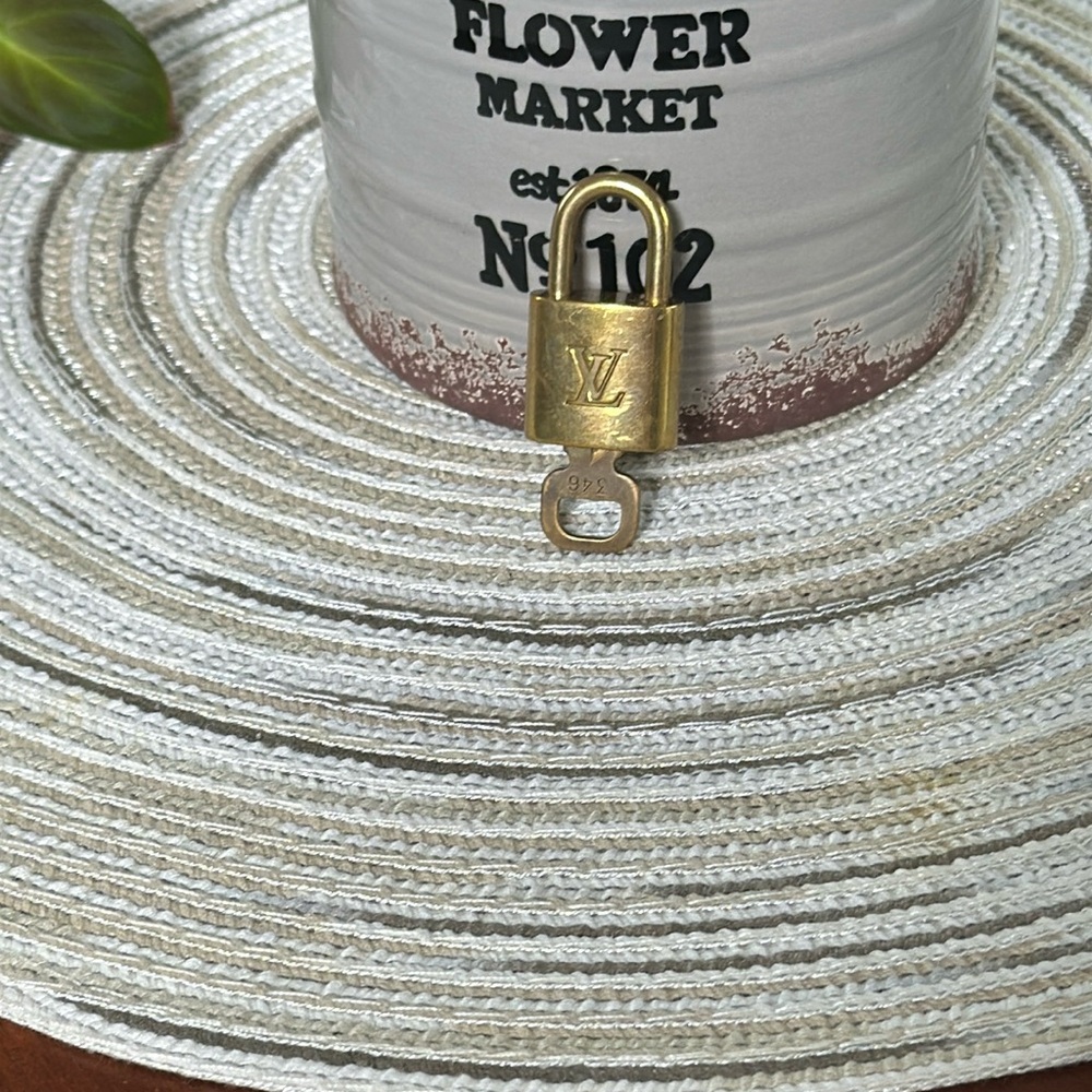 Louis Vuitton Lock with Key 346